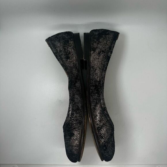 Frye Carson Flats - Picture 6 of 9